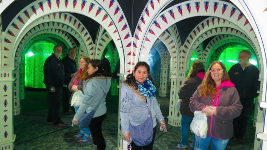 Ultimate Mirror Maze